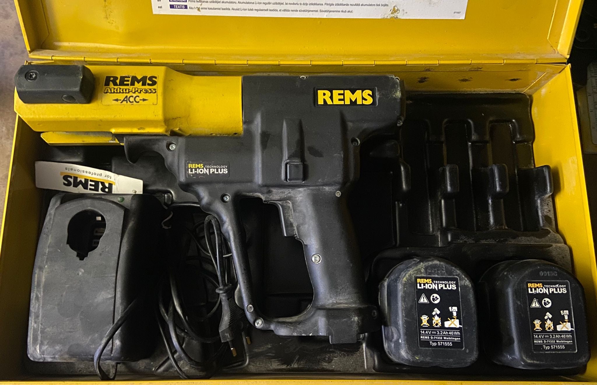 Sertisseuse Rems Akku Press 14V