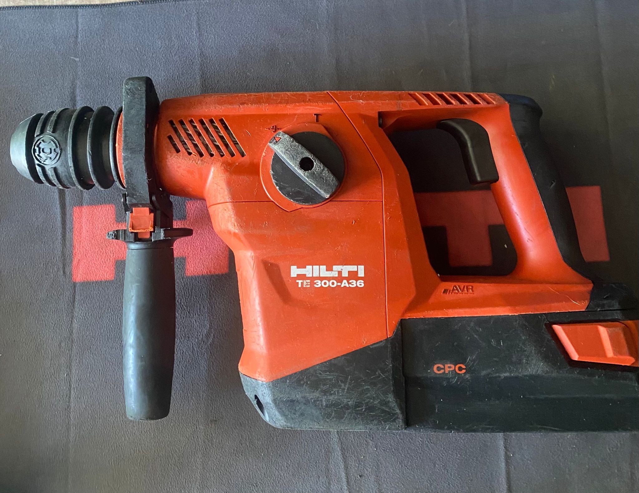 Burineur Hilti TE 300 A36