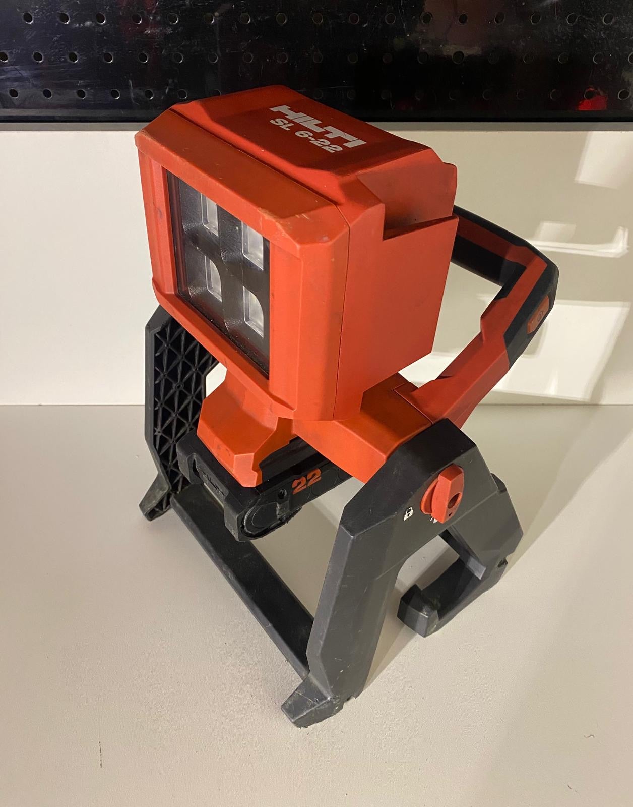 Lampe LED Hilti Nuron SL 6 22