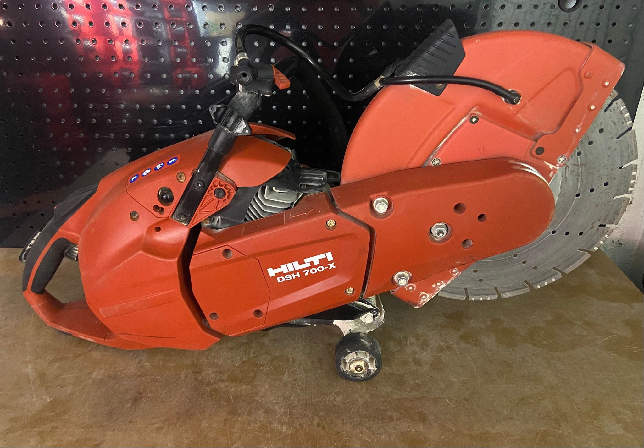 Tronçonneuse Thermique Hilti DSH 700 X