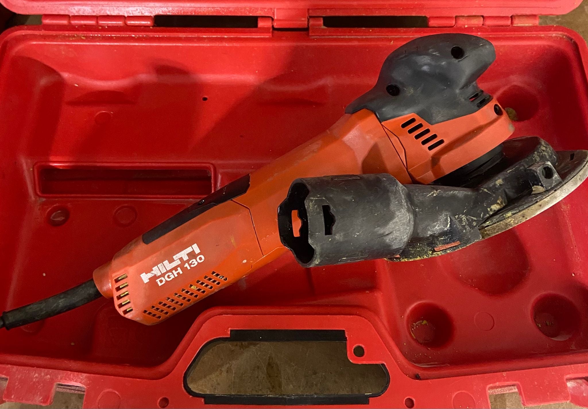 Ponceuse Béton Hilti DGH 130