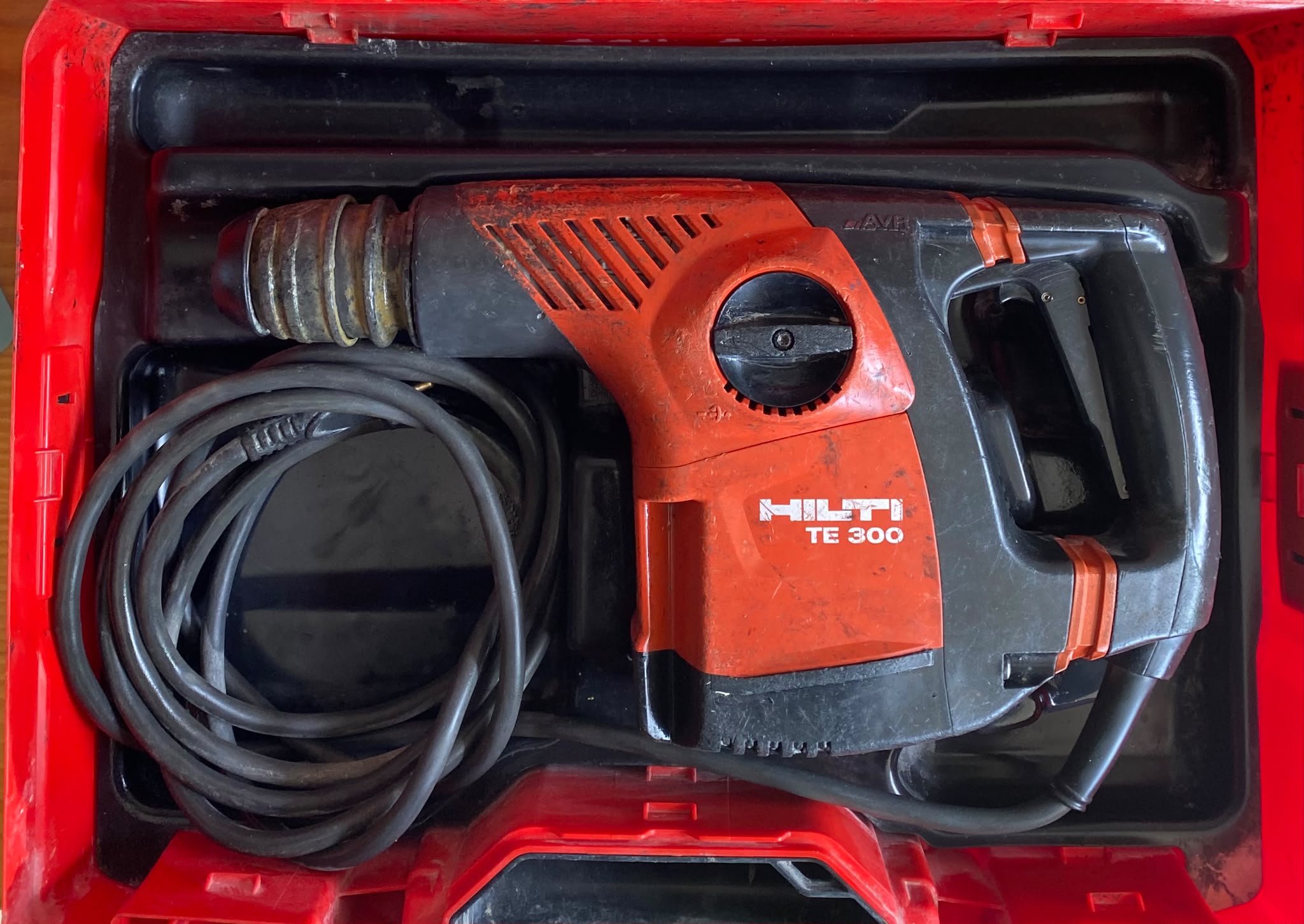 Burineur Hilti TE 300 AVR