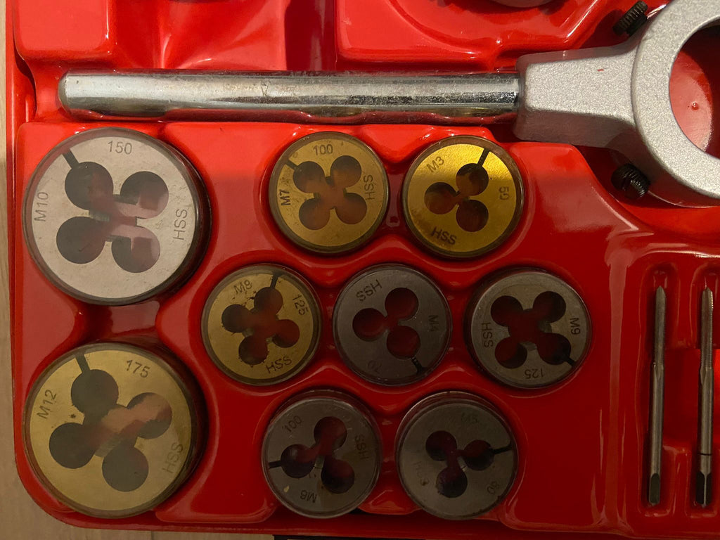 Kit Tarauds,Filières, Porte Outils Facom 221.227 J1