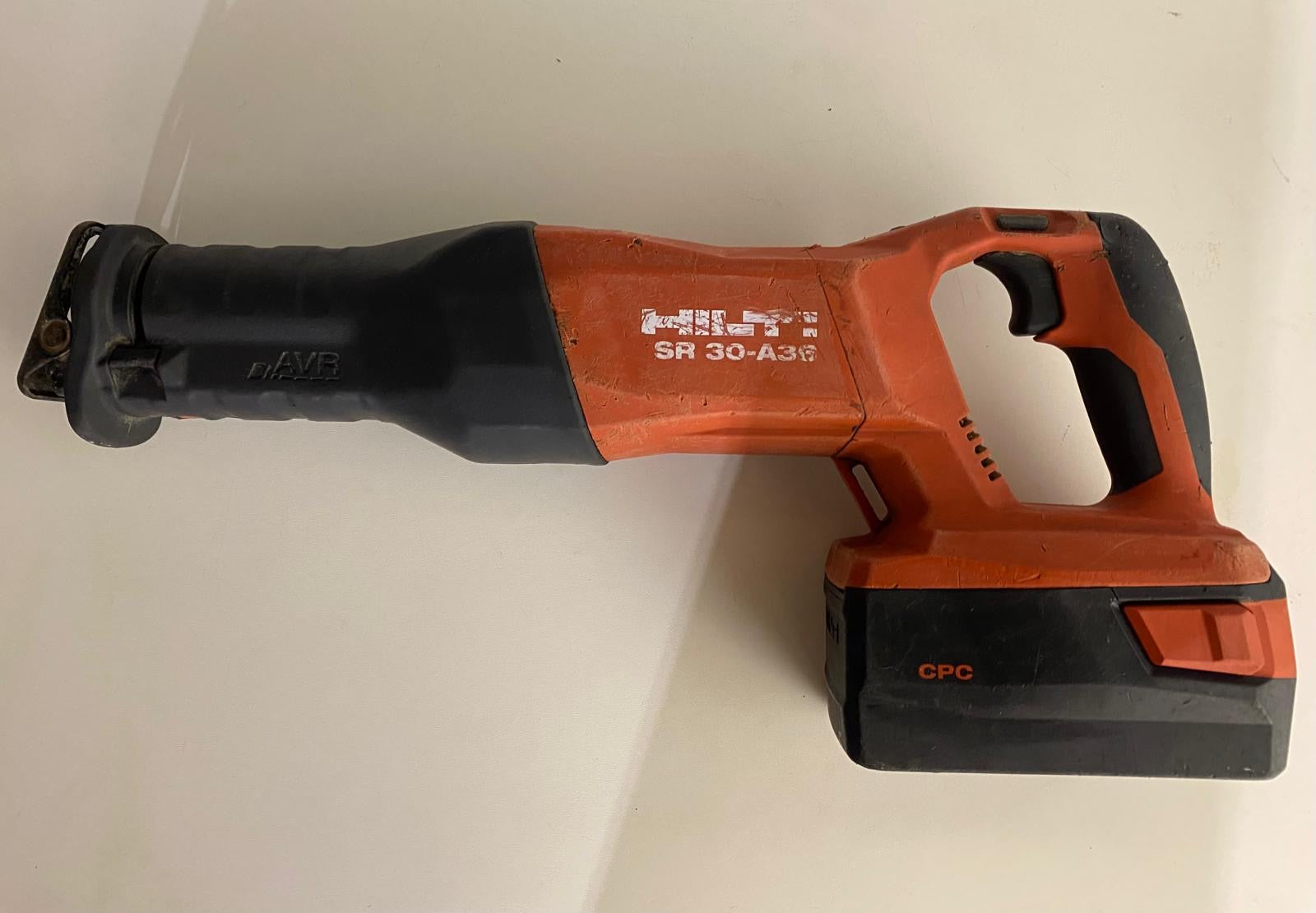 Scie Sabre Hilti SR 30 A36