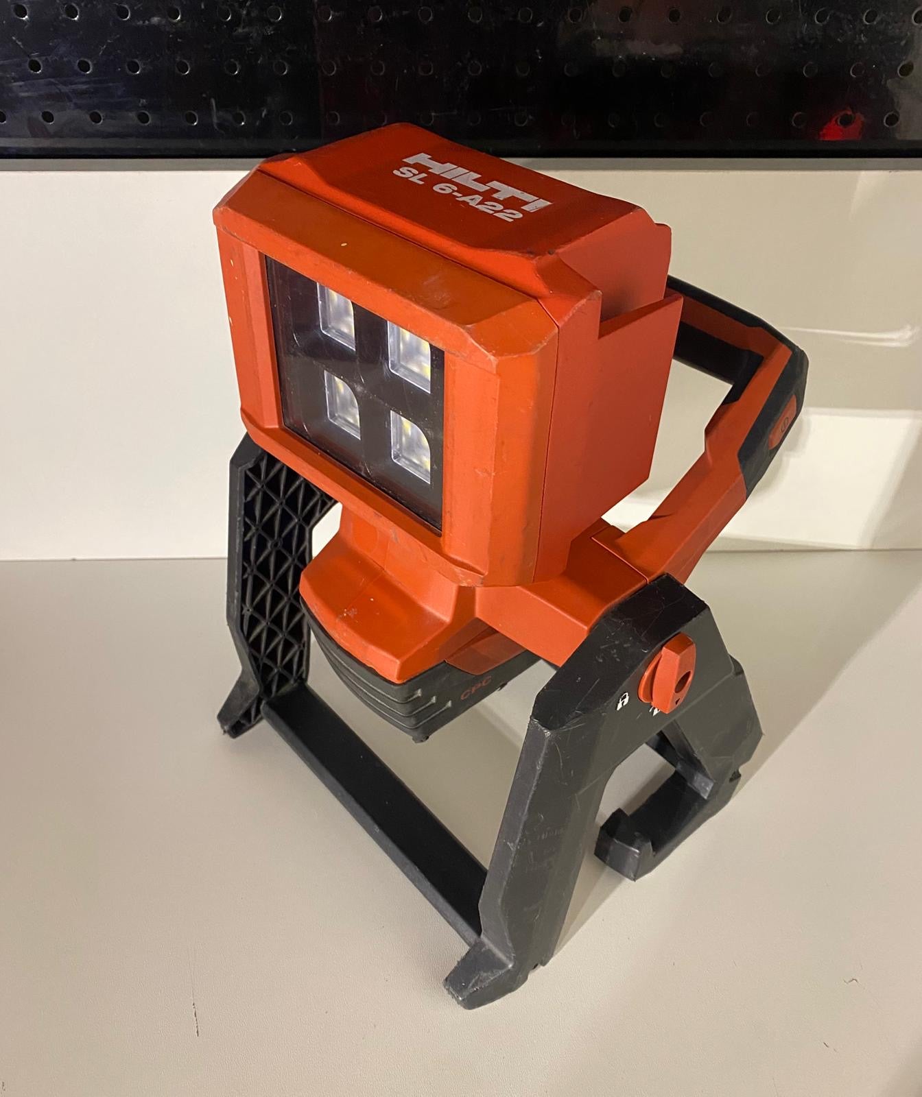 Lampe LED Hilti SL 6 A22