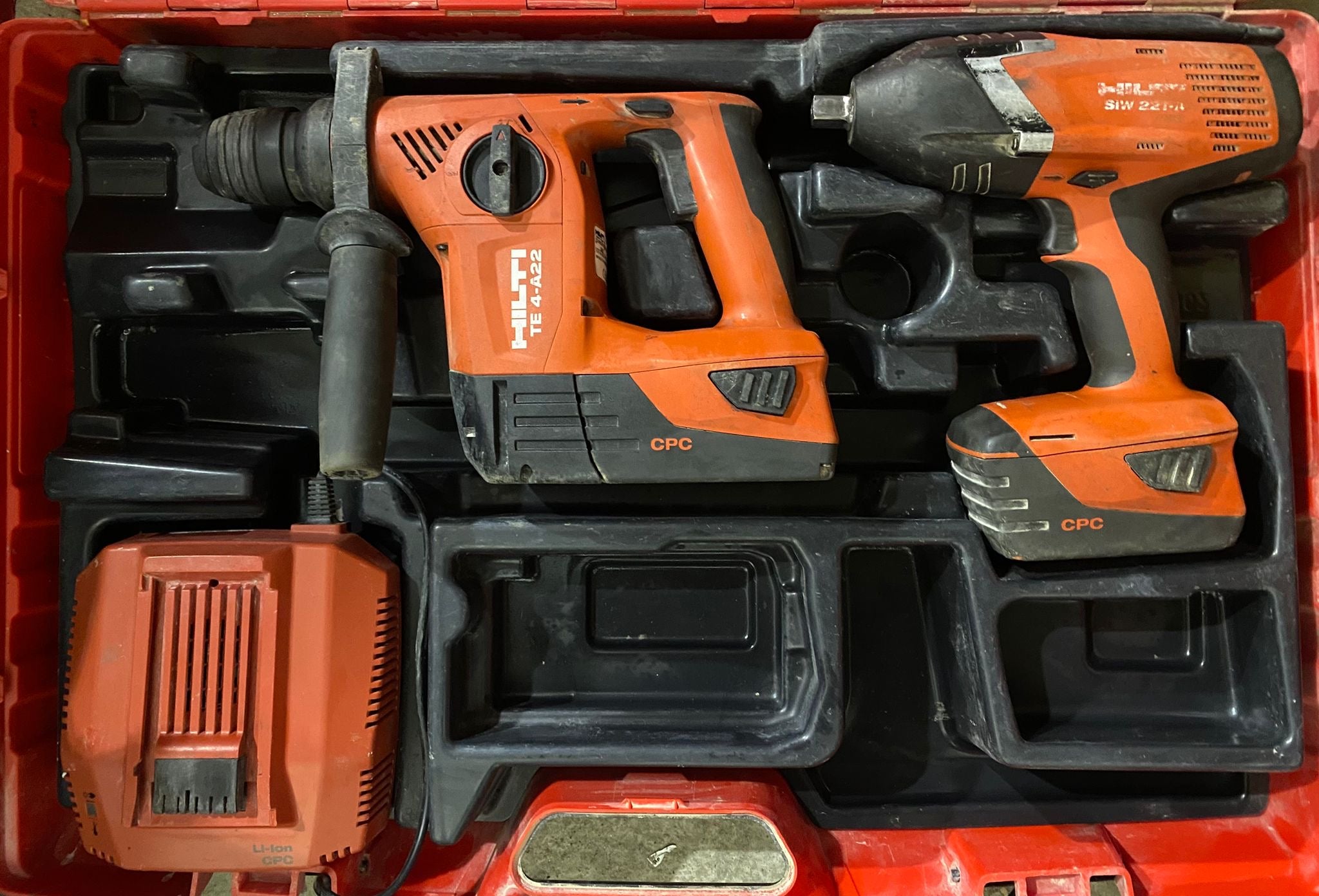 Perforateur Hilti TE 4 + Boulonneuse SIW 22 T-A