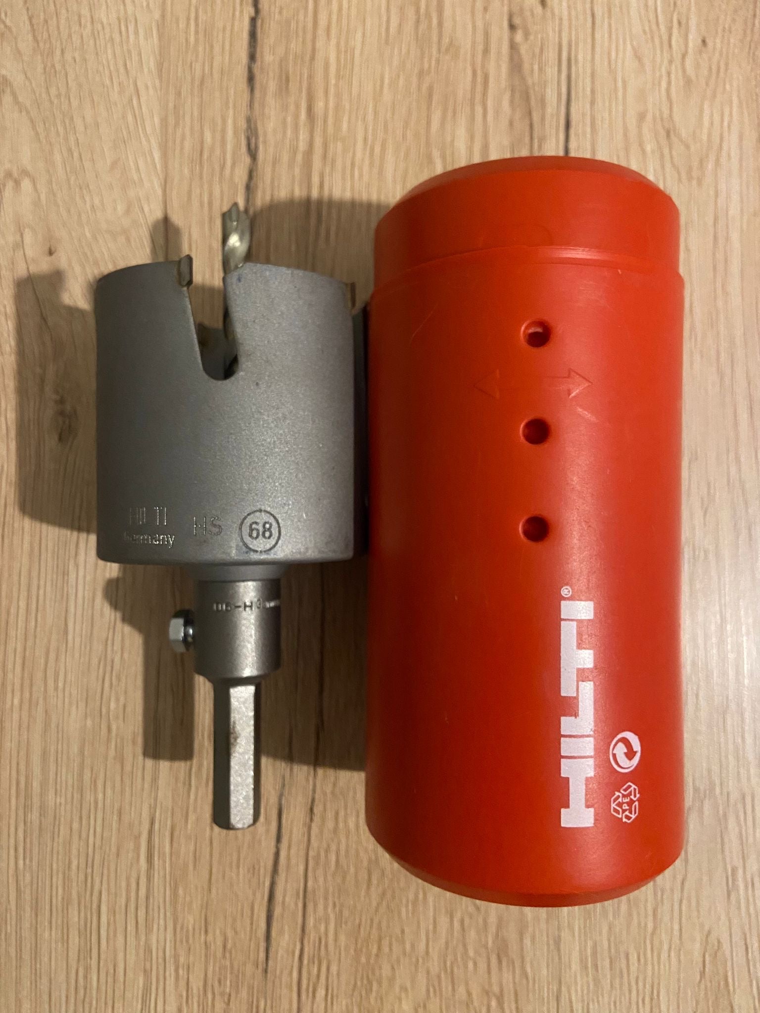 Scie Cloche Hilti HS 68