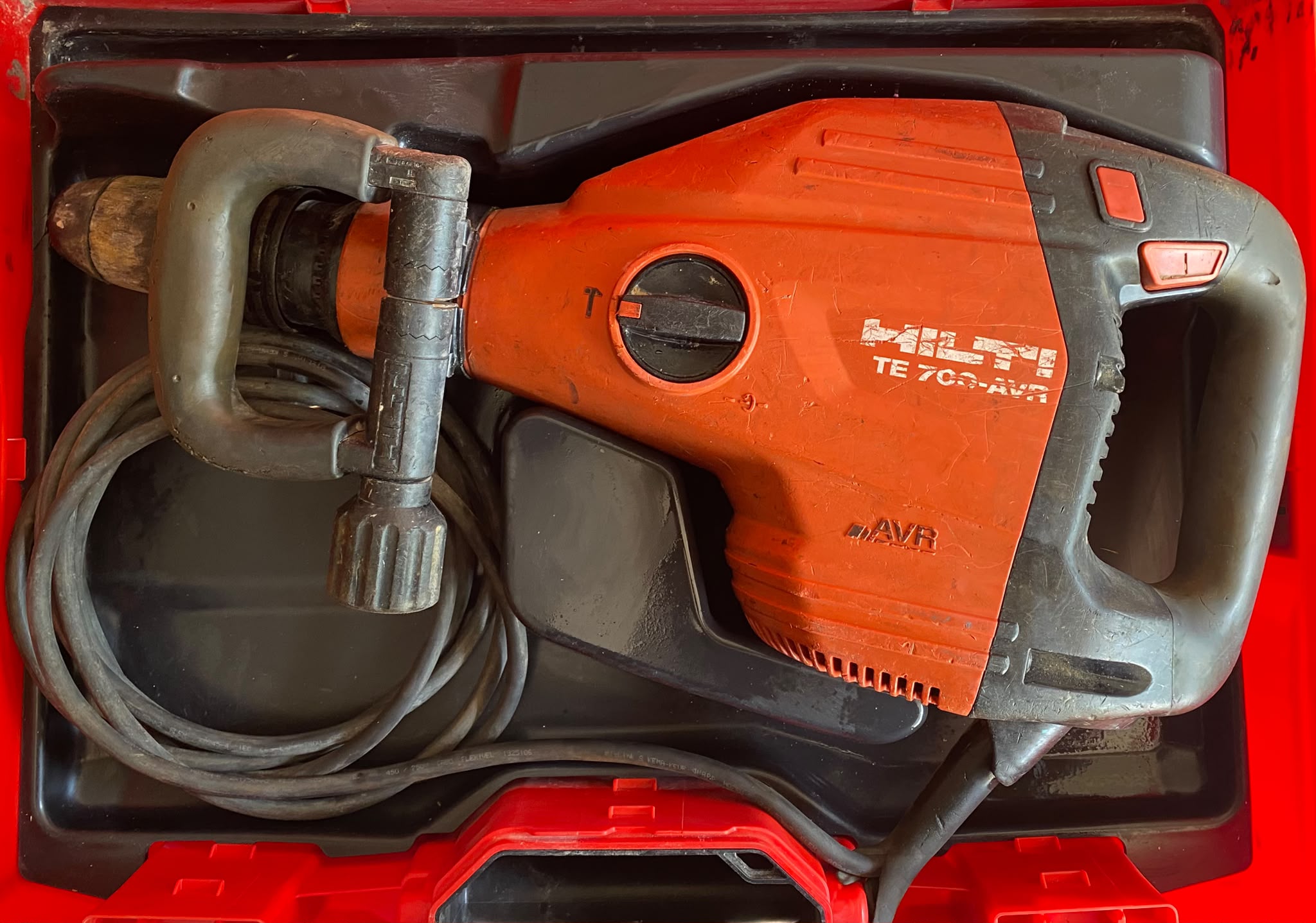 Burineur Hilti TE 700 AVR