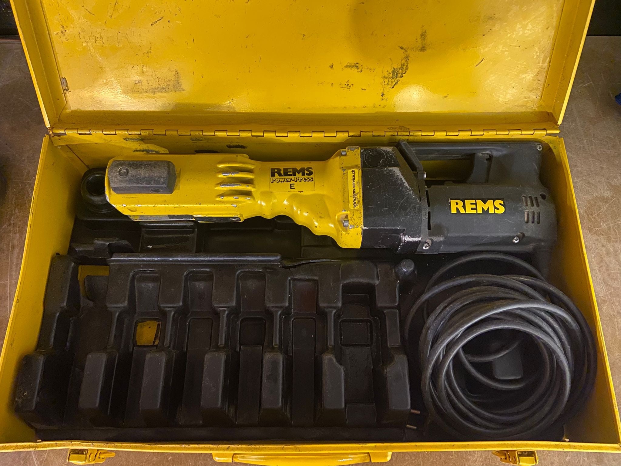 Sertisseuse Rems Power Press E