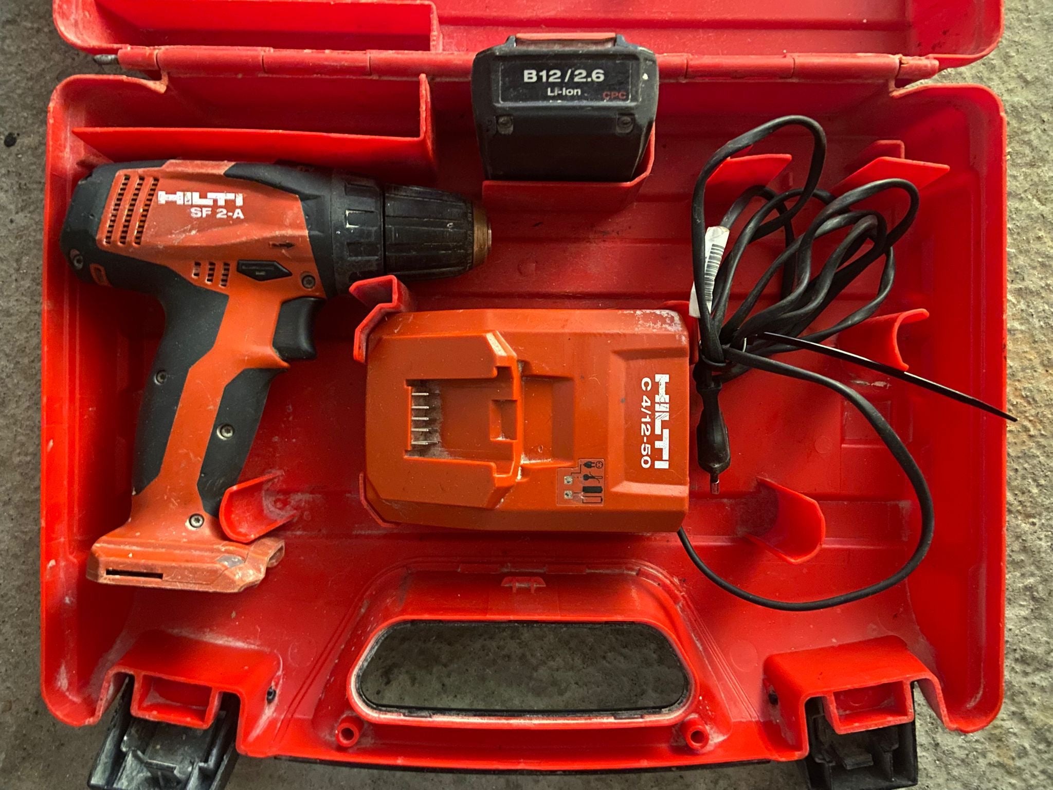 Visseuse Perceuse Hilti SF 2 A12
