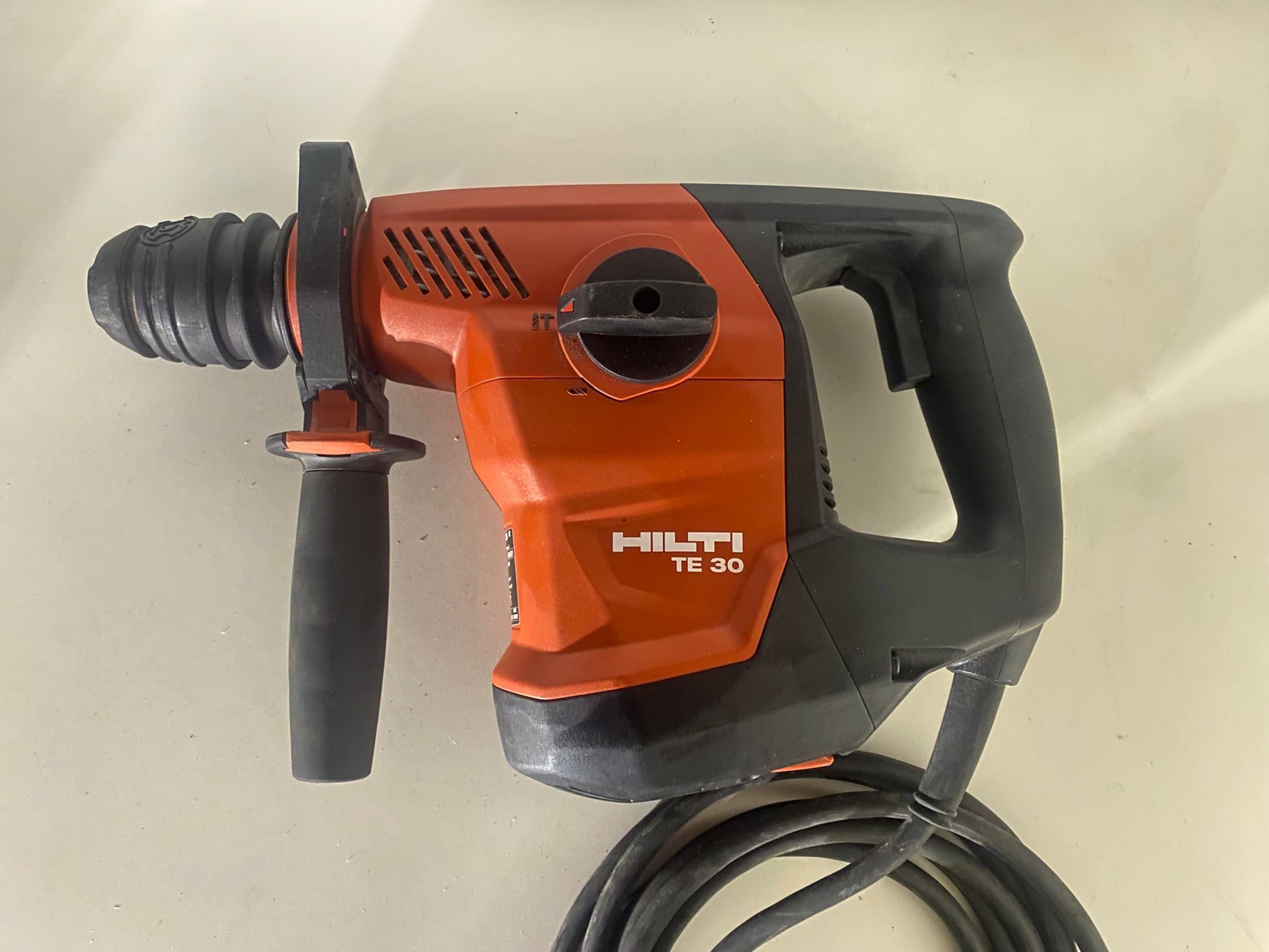Perforateur Burineur Hilti TE 30