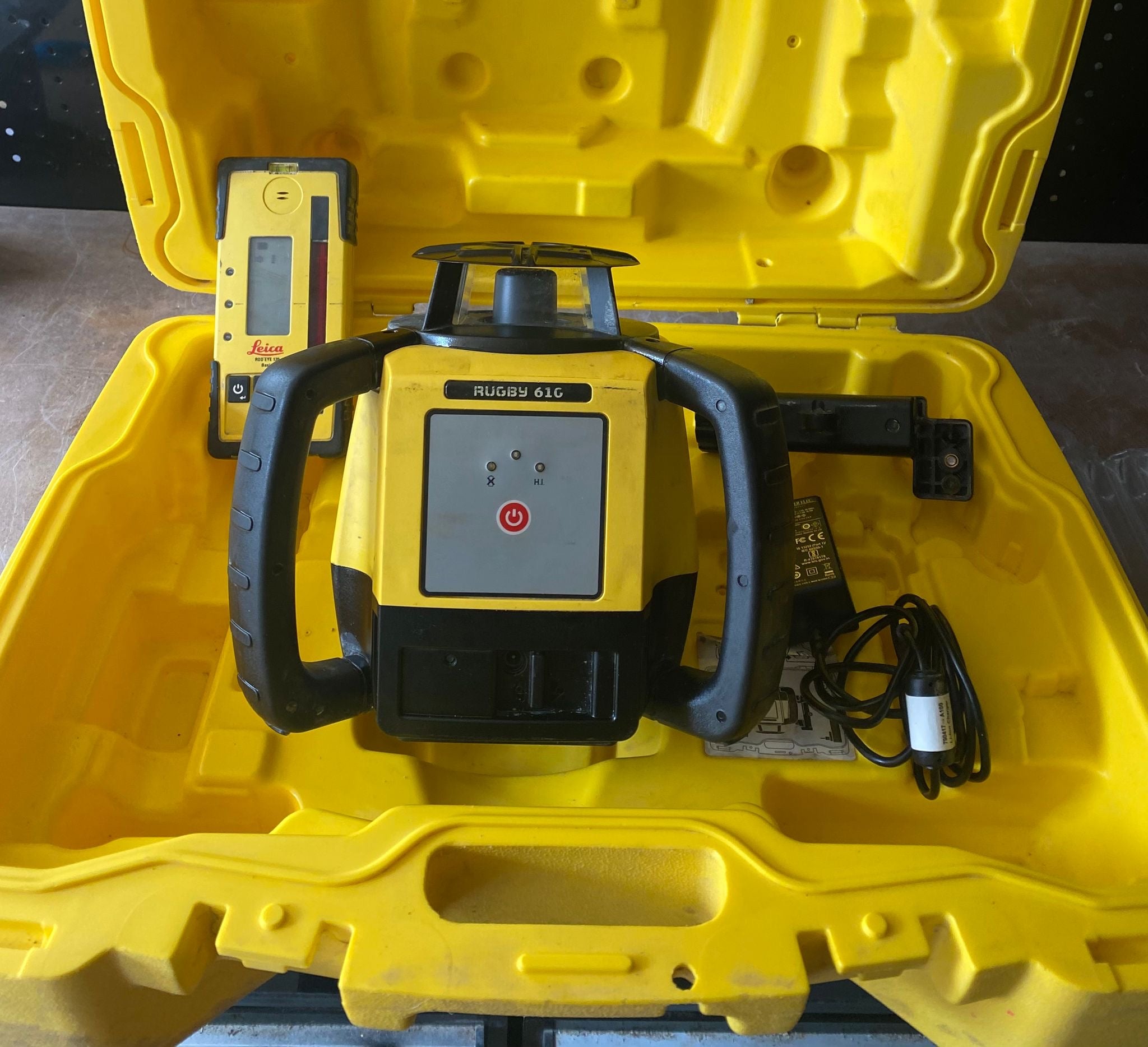 Laser Rotatif Leica Rugby 610