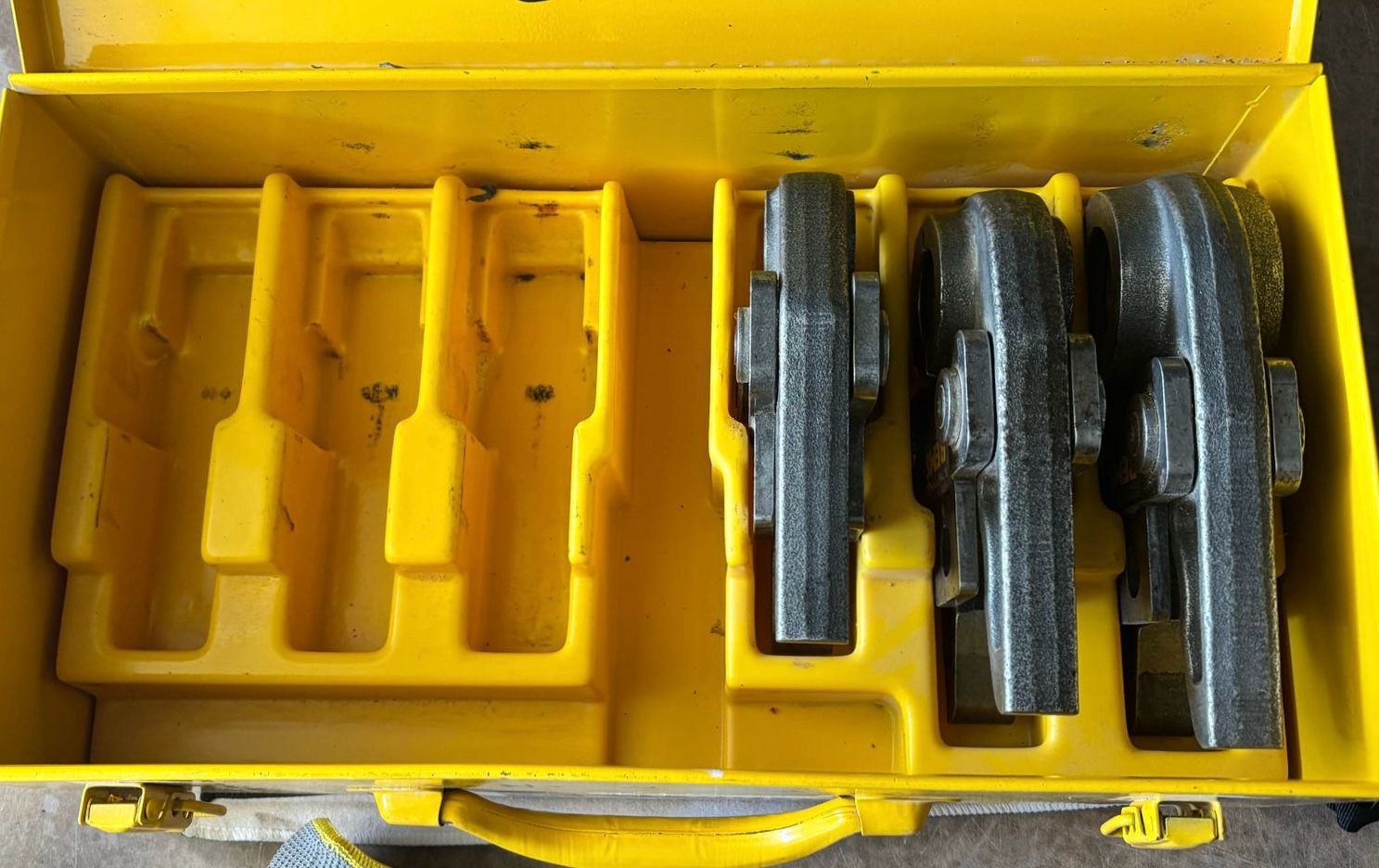 Coffret 3 Mâchoires Sertisseuse Rems G40/32/16