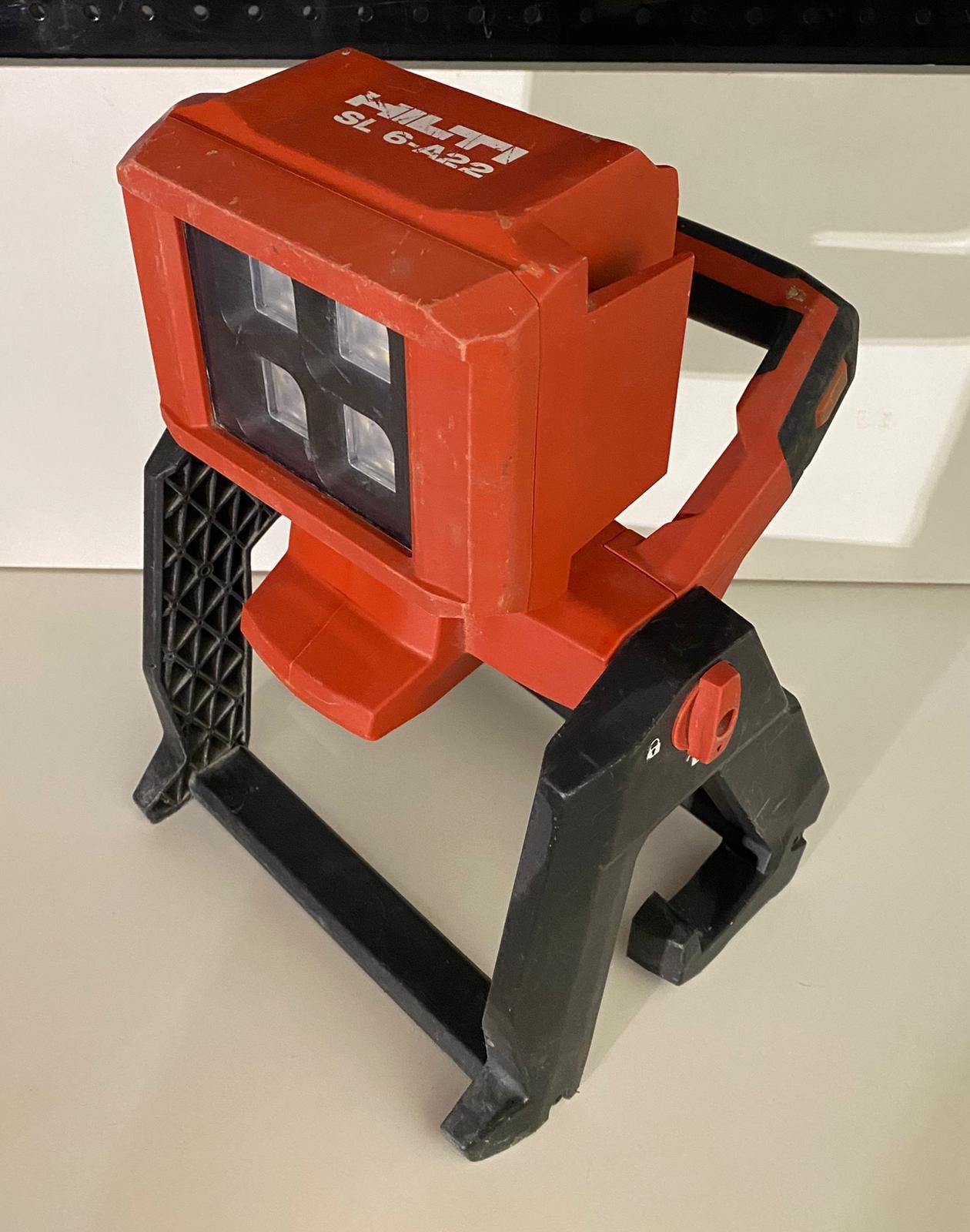 Projecteur LED Hilti SL 6 A22