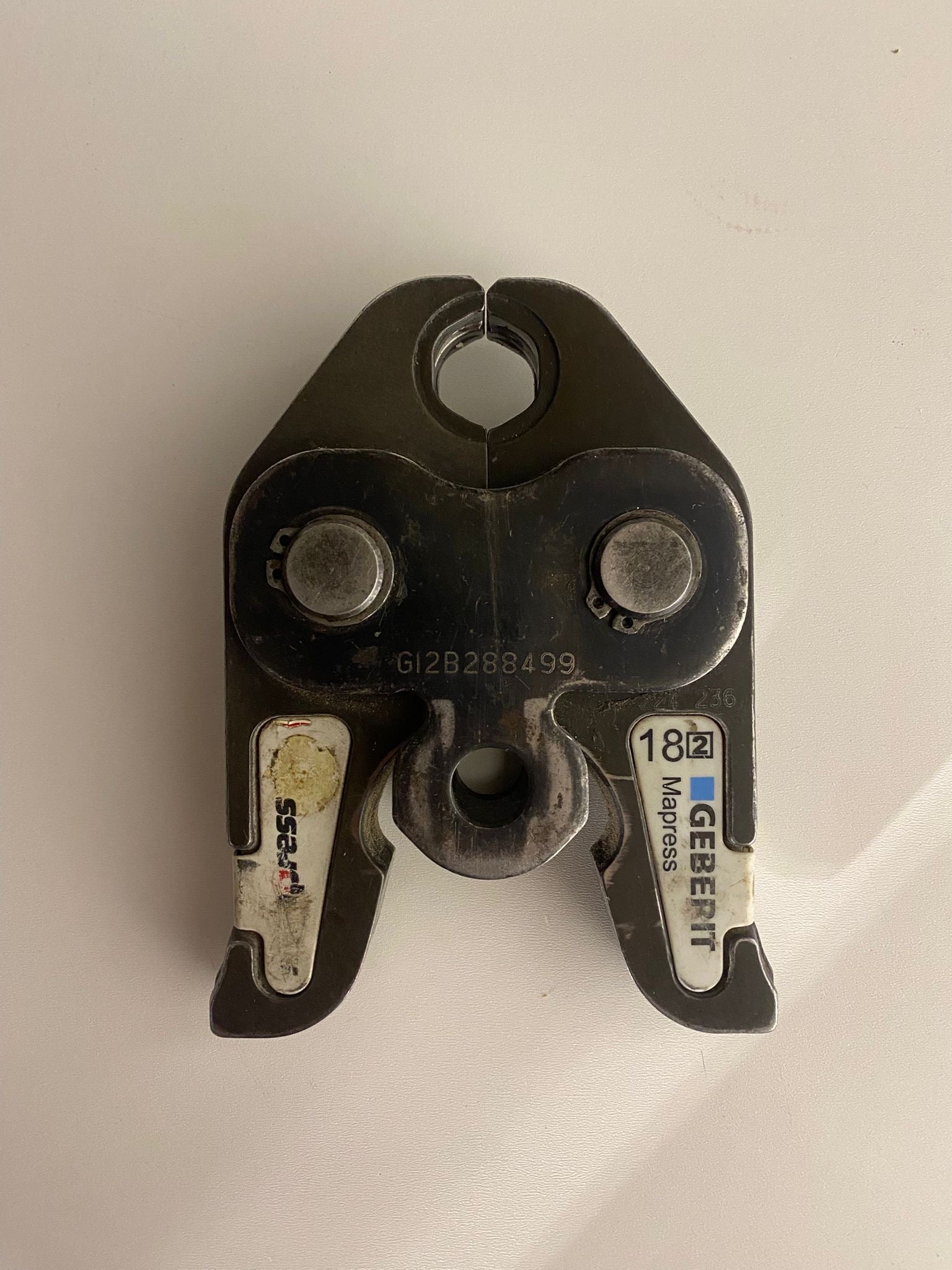 Mâchoire Sertisseuse Geberit Mapress 18